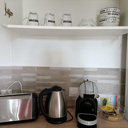 ונס Un Bel Appartement Rez Jardin Parking Gratuit מראה חיצוני תמונה